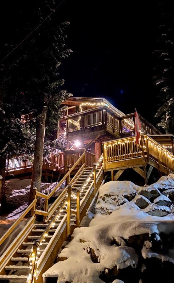 Ubc Whistler Lodge วิสต์เลอร์ ภายนอก รูปภาพ