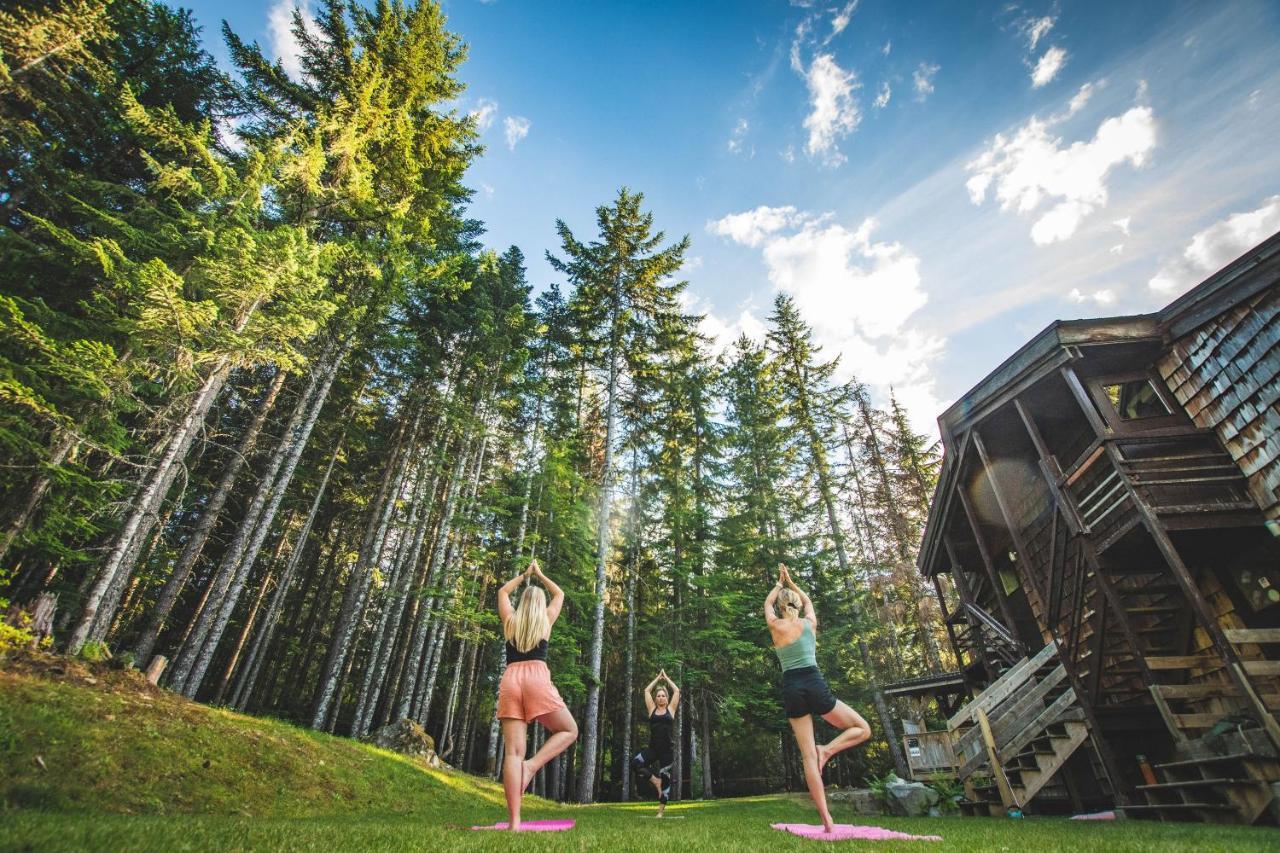 Ubc Whistler Lodge วิสต์เลอร์ ภายนอก รูปภาพ