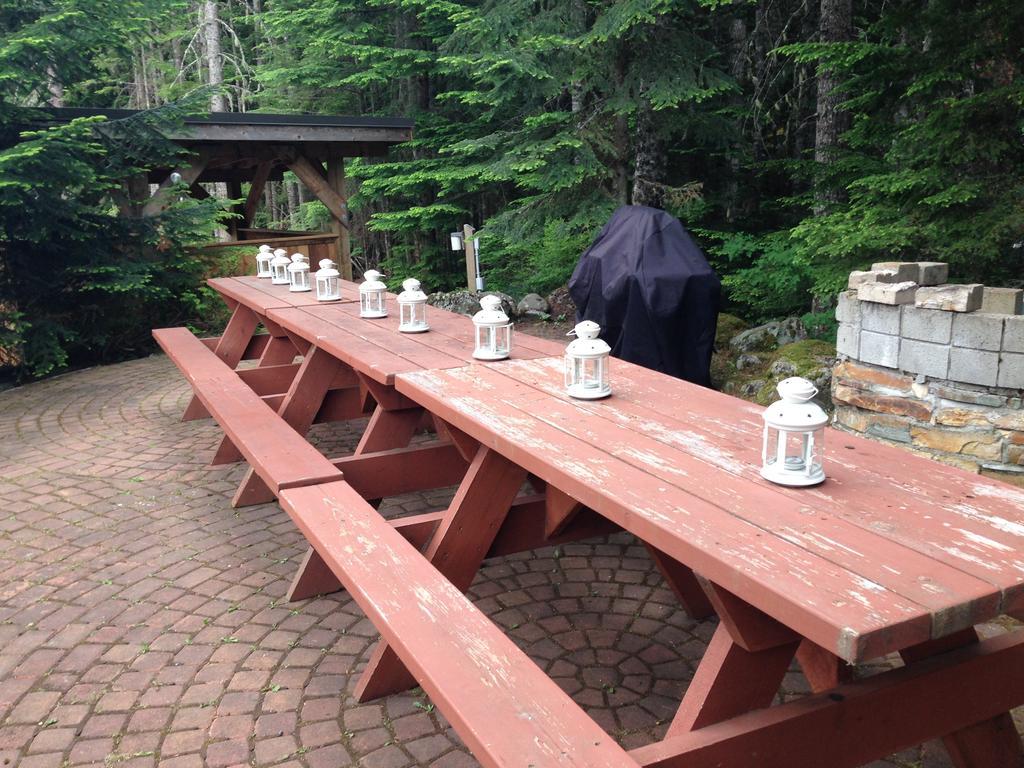 Ubc Whistler Lodge วิสต์เลอร์ ภายนอก รูปภาพ