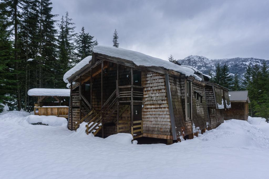 Ubc Whistler Lodge วิสต์เลอร์ ภายนอก รูปภาพ