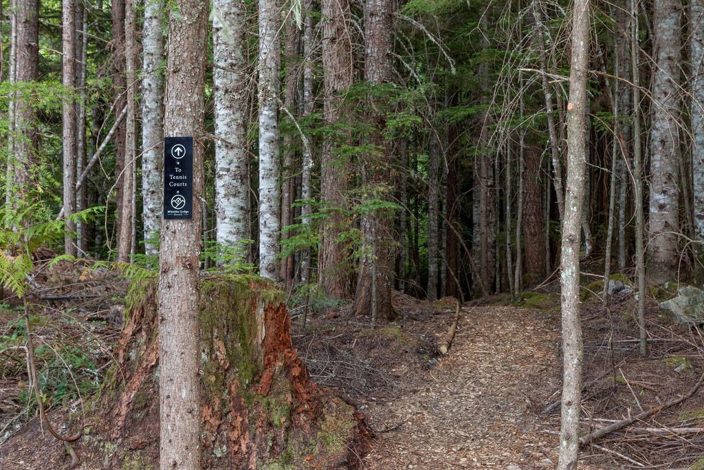 Ubc Whistler Lodge วิสต์เลอร์ ภายนอก รูปภาพ