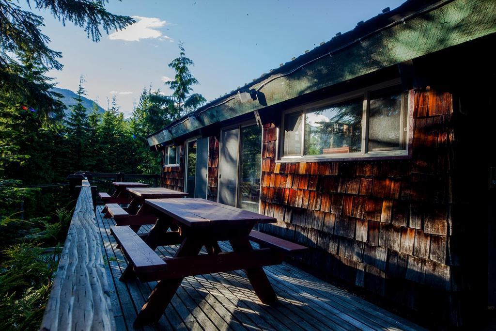 Ubc Whistler Lodge วิสต์เลอร์ ภายนอก รูปภาพ