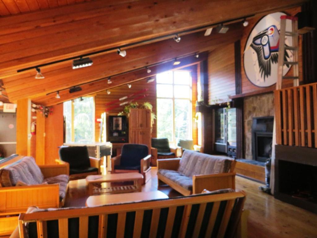 Ubc Whistler Lodge วิสต์เลอร์ ภายนอก รูปภาพ